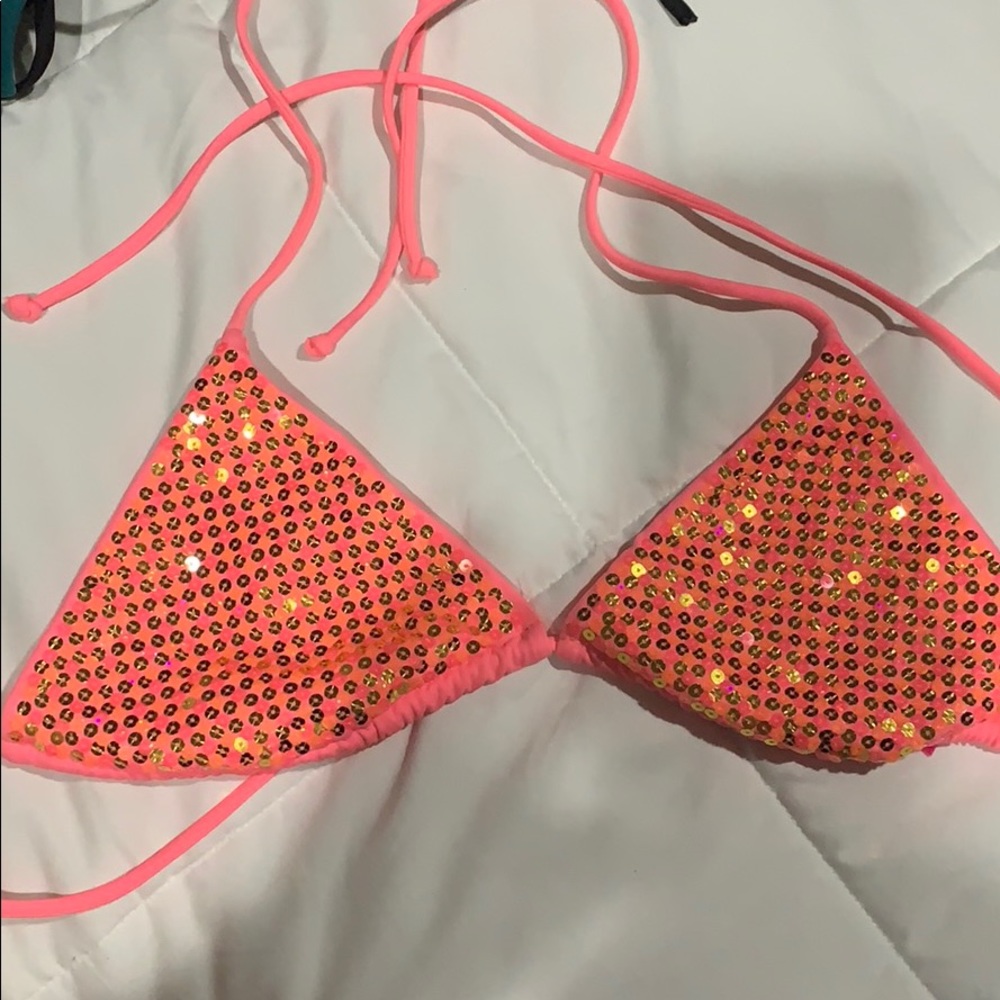 Bathing suit